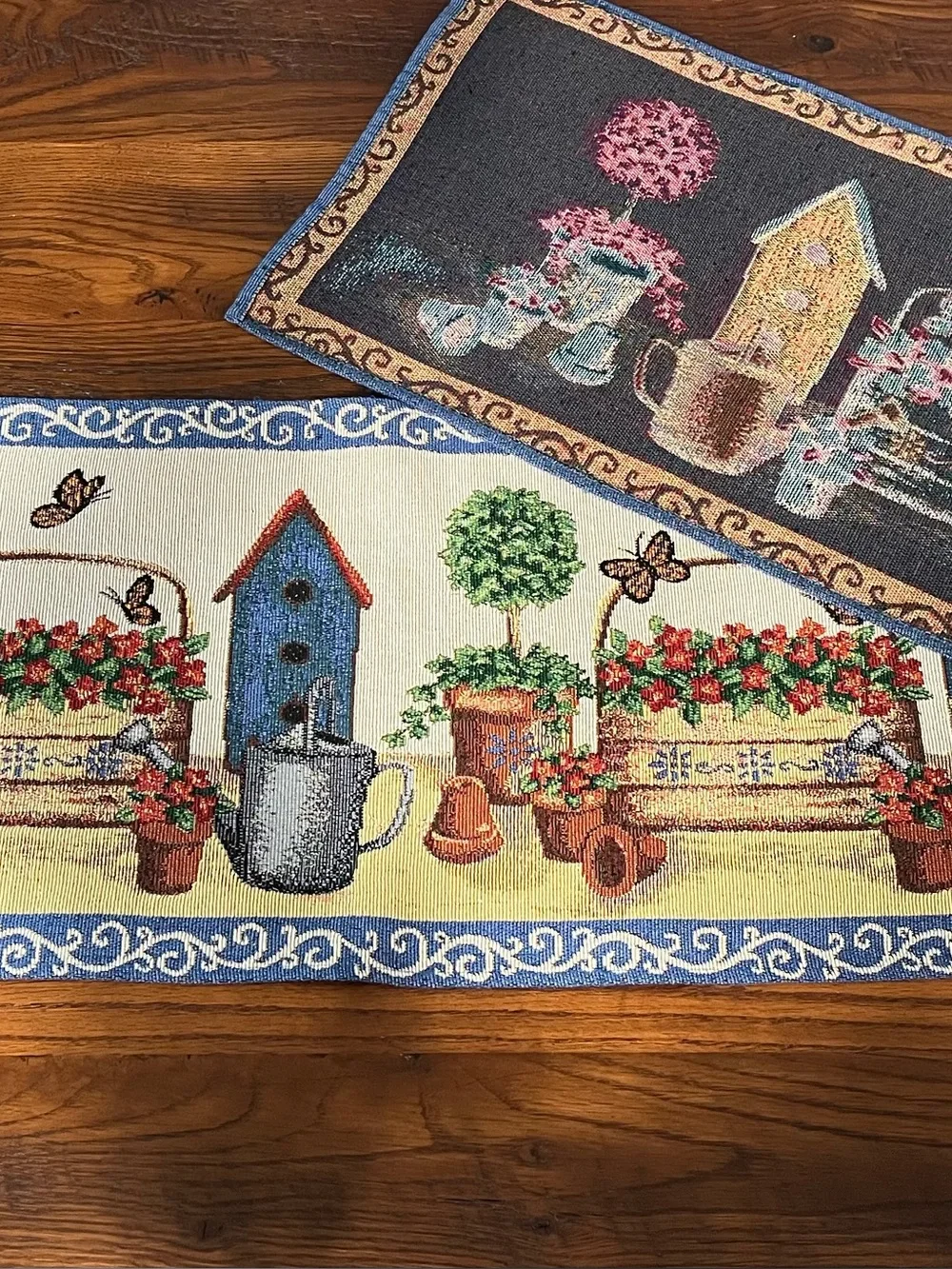 Birdhouse Garden Tapestry Table Runner